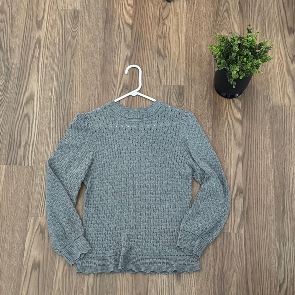 Reserved Gray Crew Neck Sweater Versatile Knit